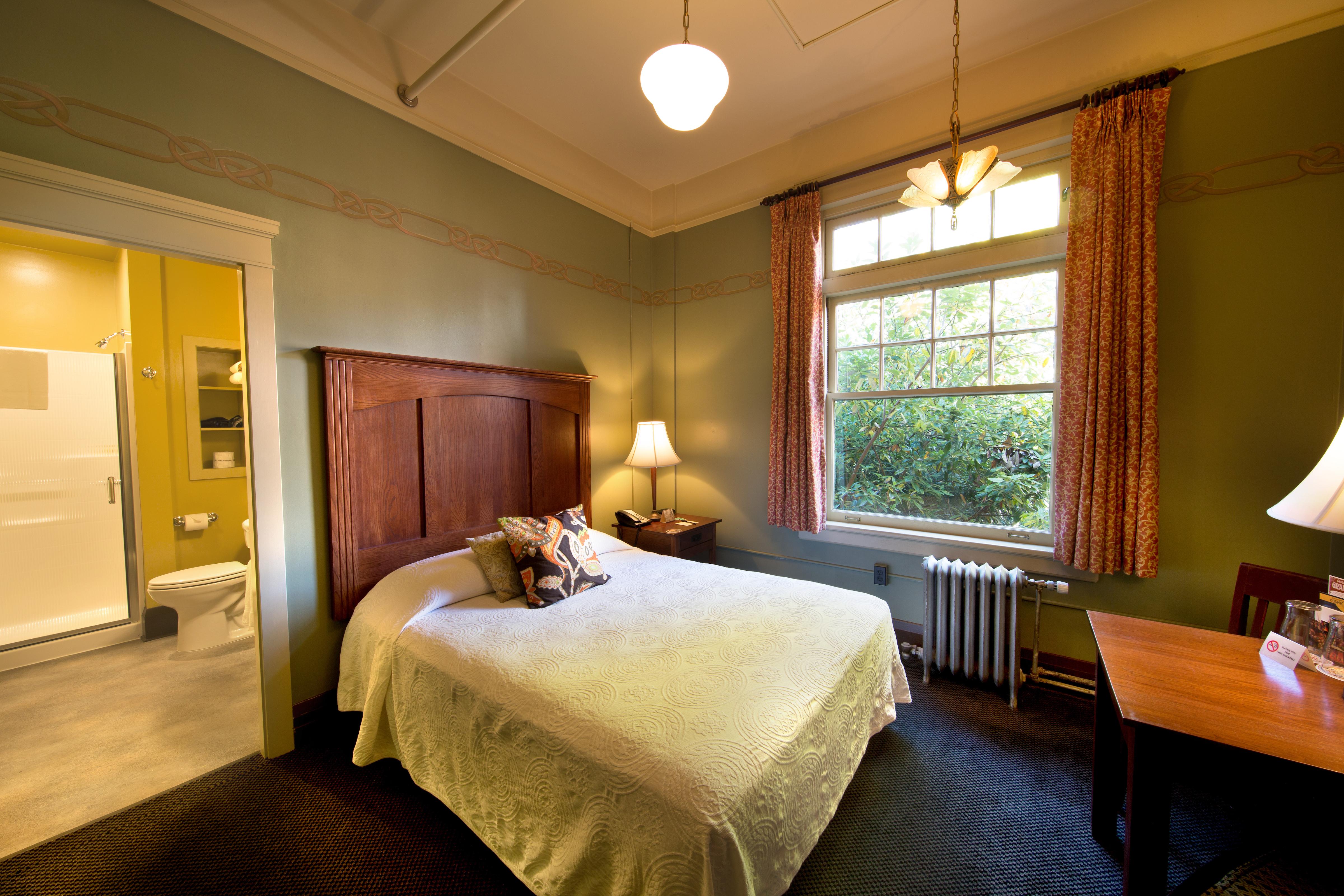 Mcmenamins Grand Lodge Forest Grove Bagian luar foto