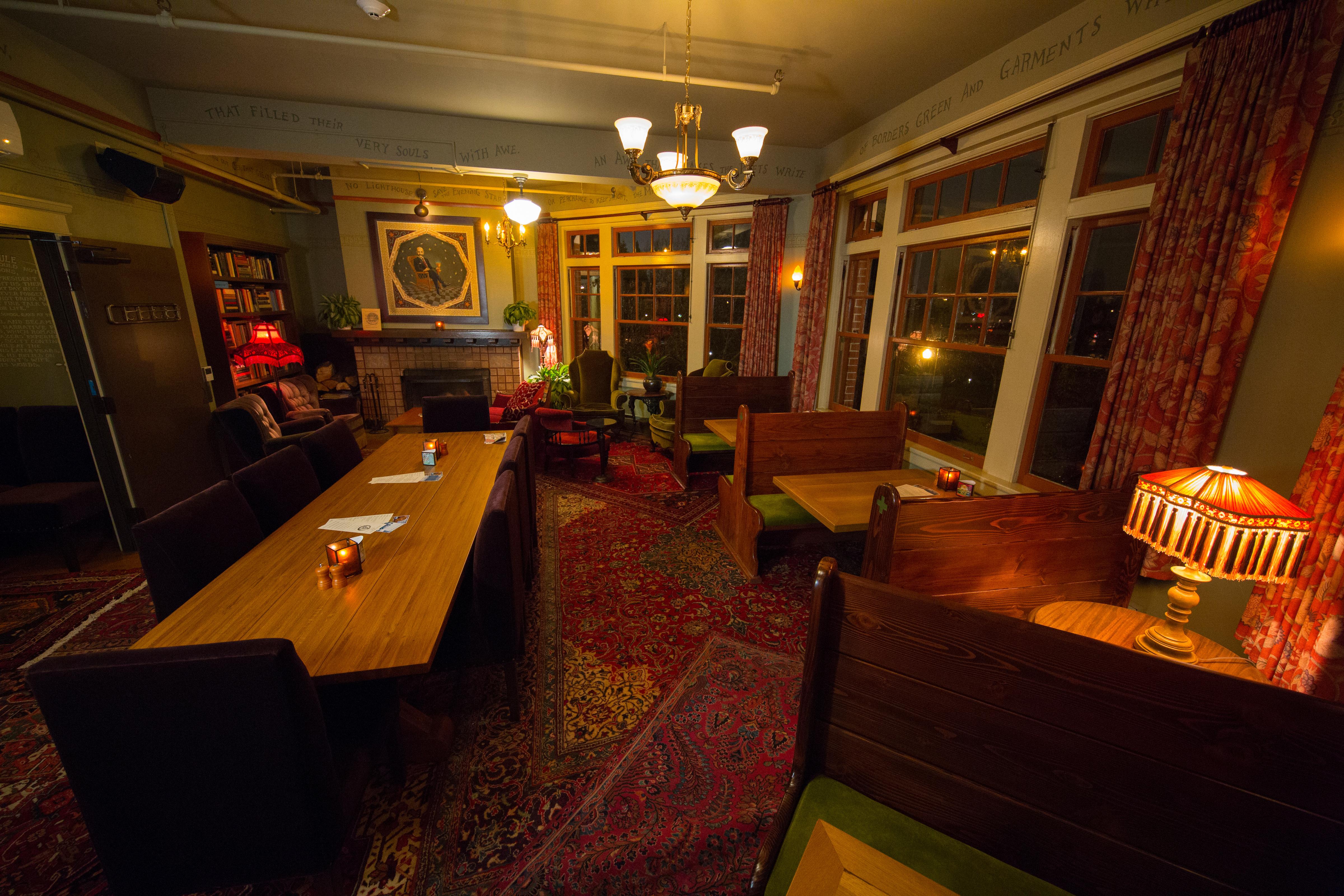 Mcmenamins Grand Lodge Forest Grove Bagian luar foto