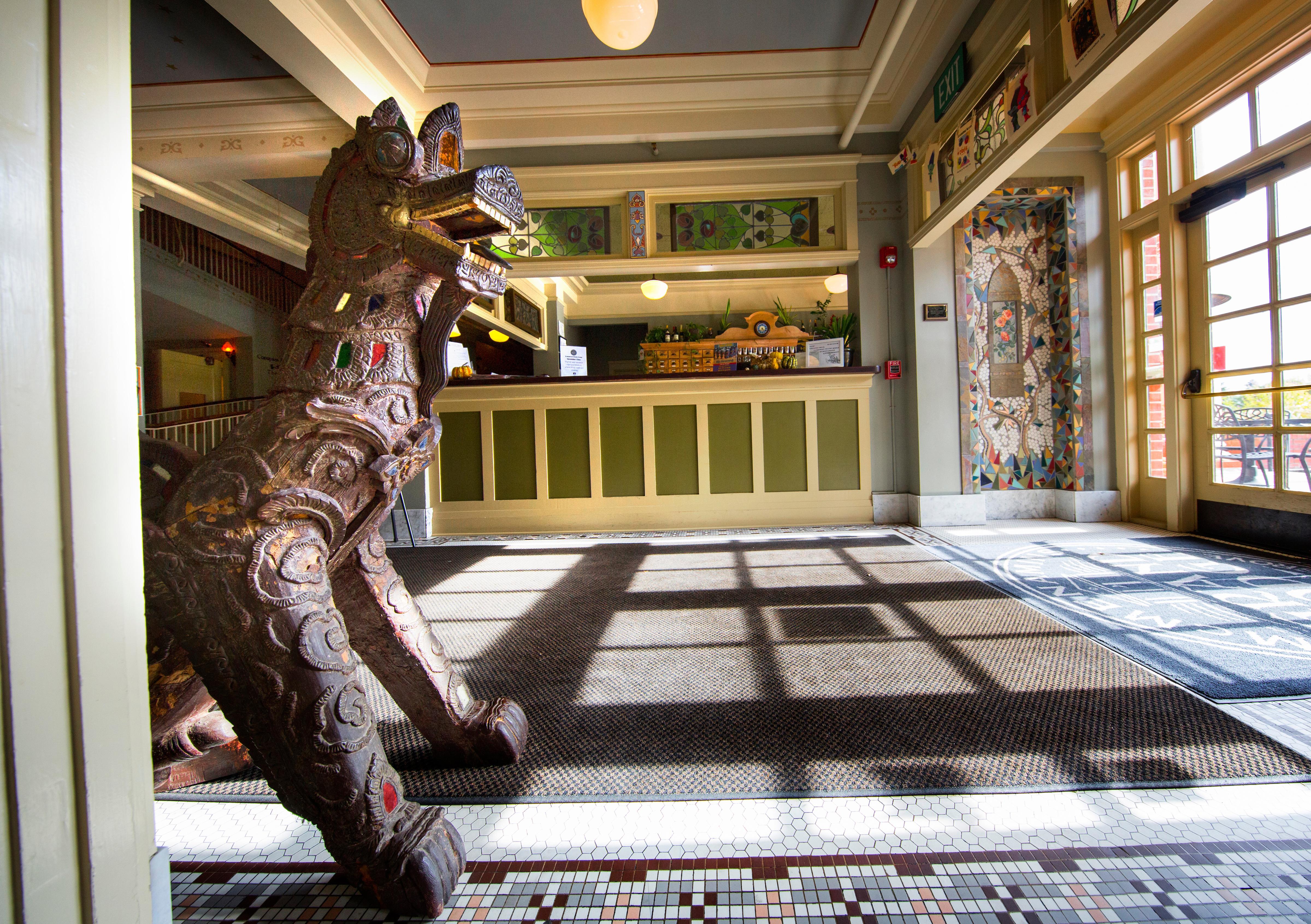Mcmenamins Grand Lodge Forest Grove Bagian luar foto