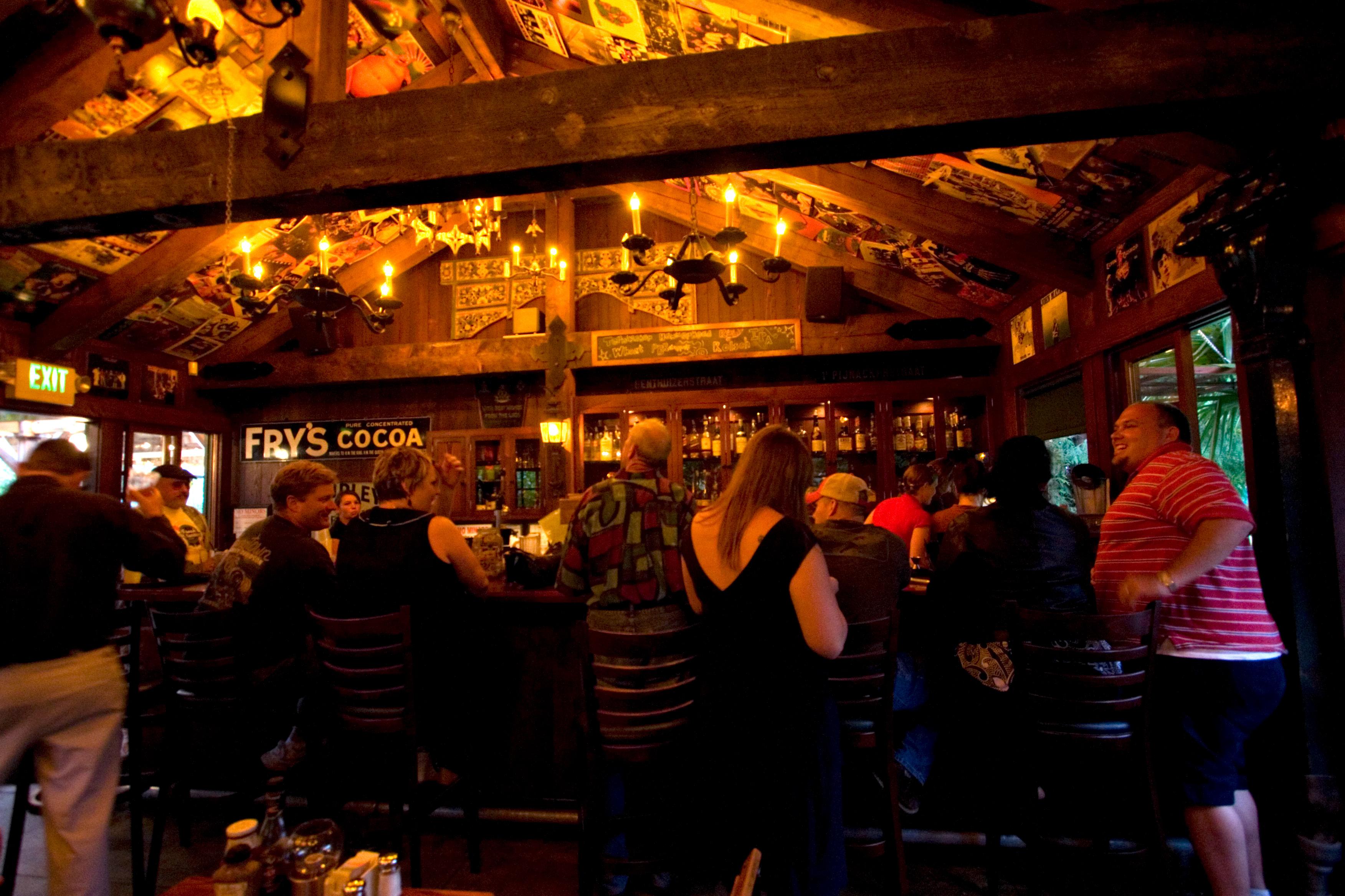 Mcmenamins Grand Lodge Forest Grove Bagian luar foto