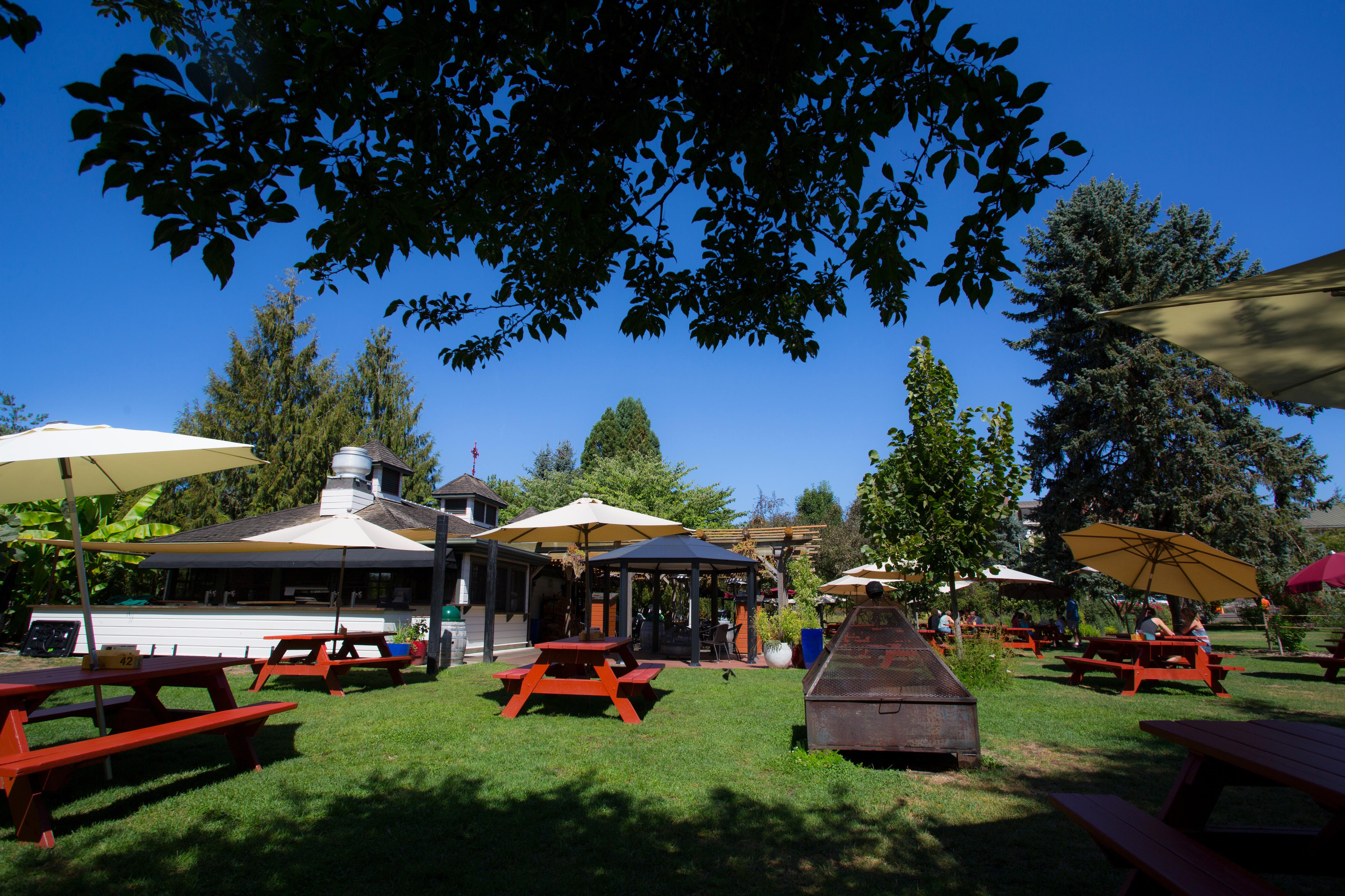 Mcmenamins Grand Lodge Forest Grove Bagian luar foto