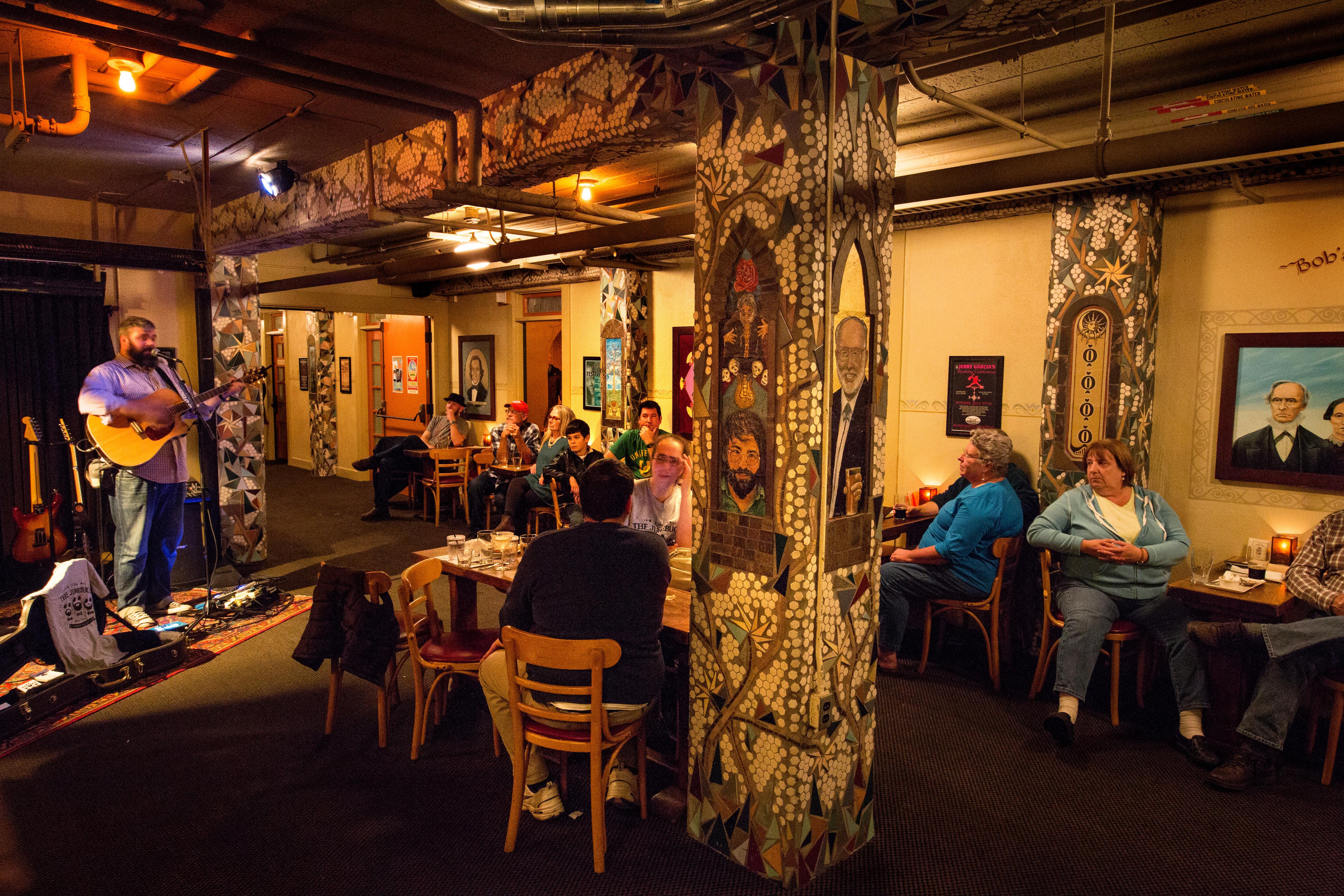 Mcmenamins Grand Lodge Forest Grove Bagian luar foto