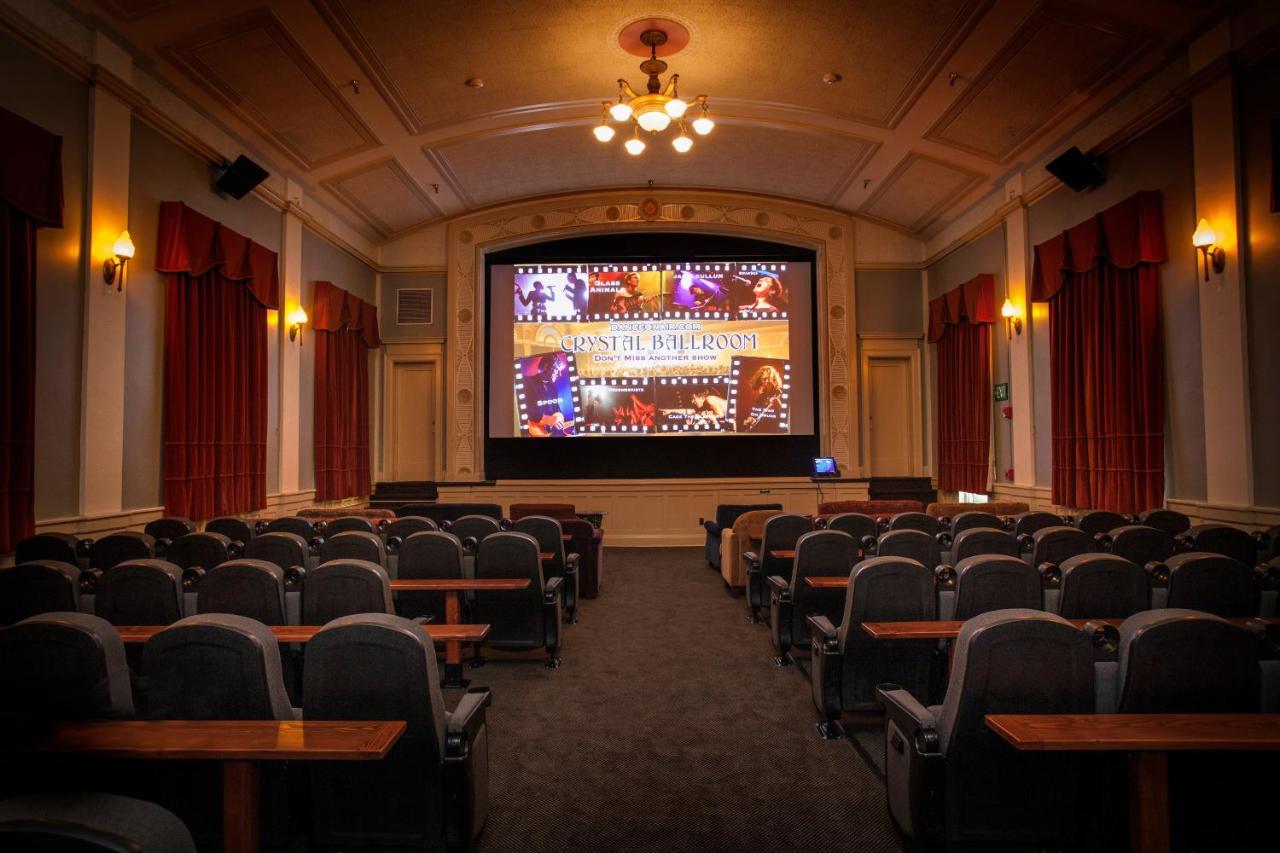 Mcmenamins Grand Lodge Forest Grove Bagian luar foto